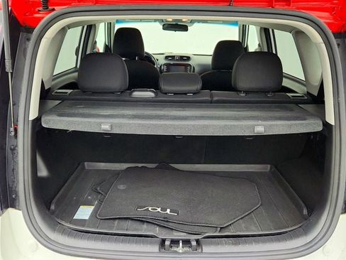 Used 2019 Kia Soul + FWD image 41