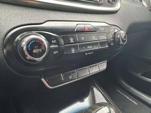 Used 2017 Kia Sorento EX AWD/4WD image 33