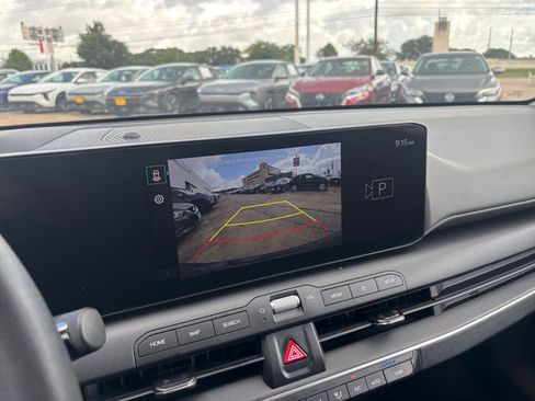 Used 2025 Kia K4 FWD image 22