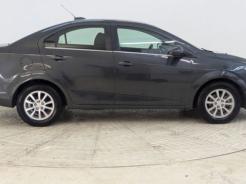 Used 2019 Chevrolet Sonic LT image 8