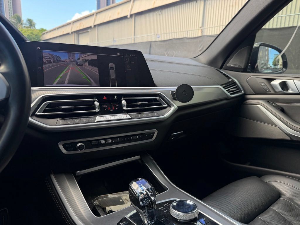 Used 2021 BMW X5 M50i w/ Executive Package AWD/4WD image 20