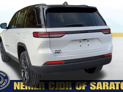 New 2025 Jeep Grand Cherokee Limited w/ Trailer Tow Package image 7