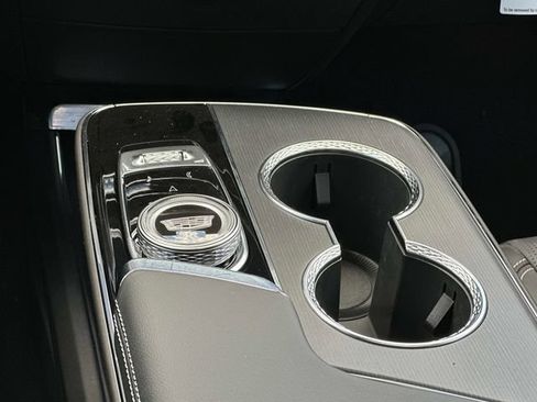 New 2026 Cadillac Lyriq Sport w/ LPO, Floor Liner Package AWD/4WD image 4