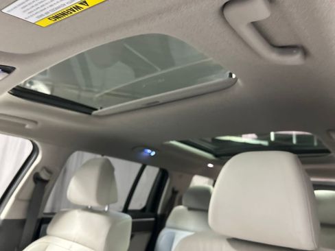 Used 2025 Hyundai Santa Fe Limited image 22