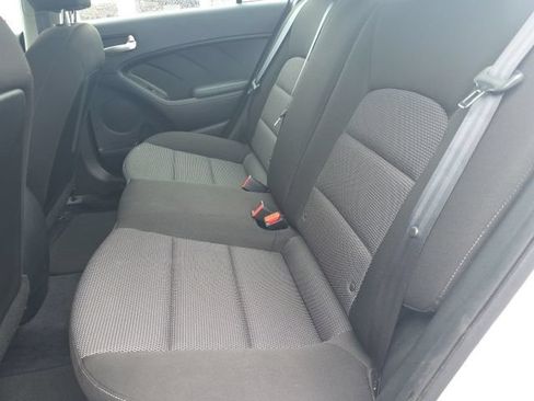Used 2017 Kia Forte LX FWD image 10