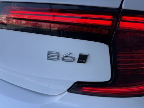 Used 2022 Volvo S90 B6 Inscription w/ Advanced Package AWD/4WD image 5