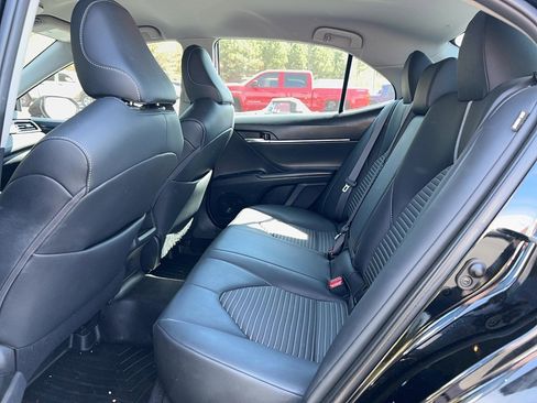Used 2019 Toyota Camry SE image 27