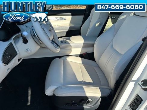 Used 2024 Genesis Electrified GV70 Advanced image 16