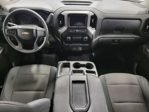 Used 2019 Chevrolet Silverado 1500 Custom w/ Custom Value Package image 6