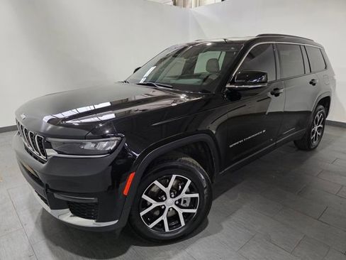 Used 2024 Jeep Grand Cherokee L Limited AWD/4WD image 1