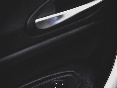 Used 2015 BMW M235i Coupe image 16