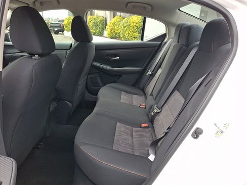 Certified 2023 Nissan Sentra SR w/ Electronics Package image 11