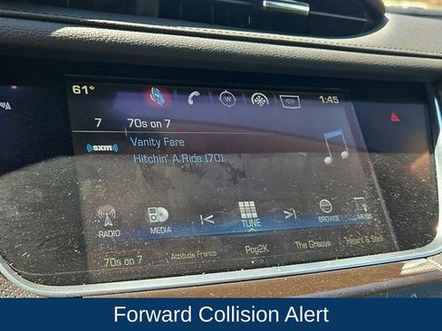 Used 2017 Cadillac XT5 Luxury w/ Driver Awareness Package AWD/4WD image 15
