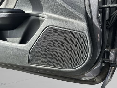 Used 2018 Honda Civic Touring image 25