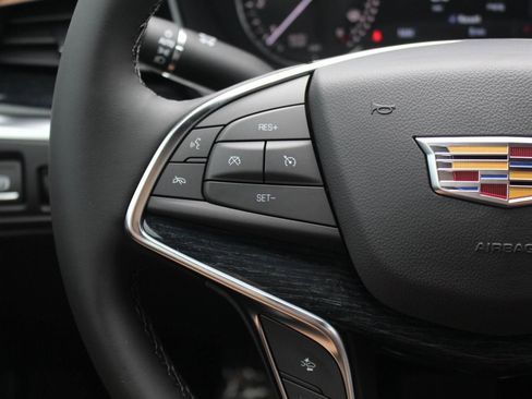 New 2025 Cadillac XT5 Premium Luxury w/ LPO, Floor Liner Package image 20