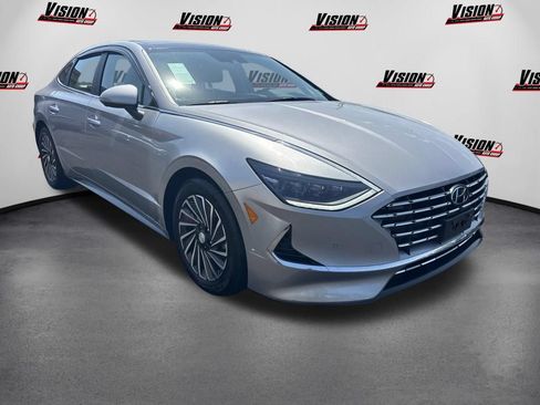 Used 2023 Hyundai Sonata Limited FWD image 3