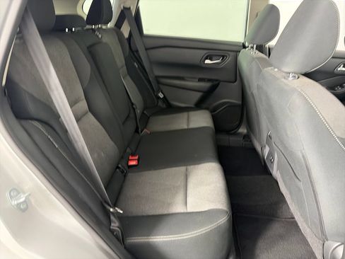 Used 2024 Nissan Rogue SV AWD/4WD image 28
