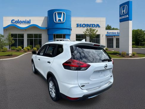 Used 2020 Nissan Rogue S w/ Special Edition Package image 4