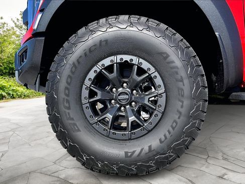 Used 2022 Ford F150 Raptor w/ Raptor 37 Performance Package image 9