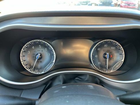 New 2026 Chrysler Voyager LX image 28