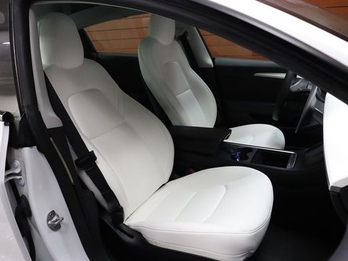 Used 2022 Tesla Model 3 image 55