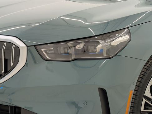 New 2026 BMW 530i w/ Premium Package RWD image 11