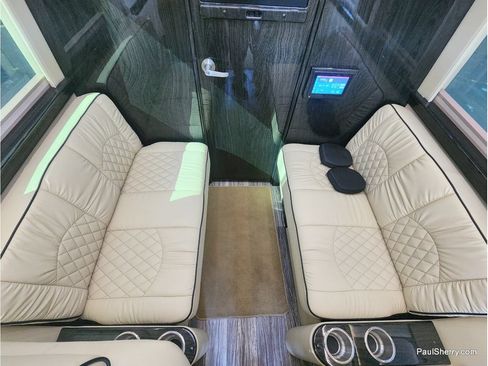 Used 2020 Mercedes-Benz Sprinter 2500 image 11