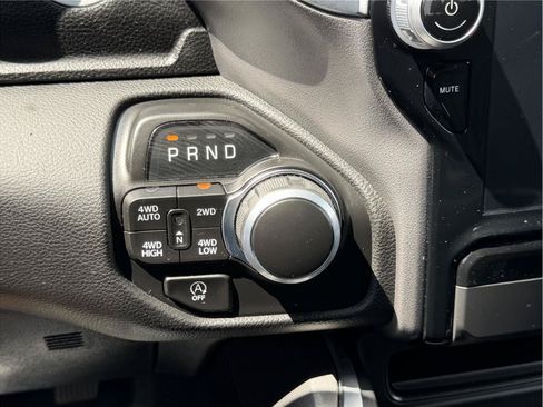 Used 2024 RAM 1500 Lone Star AWD/4WD image 24