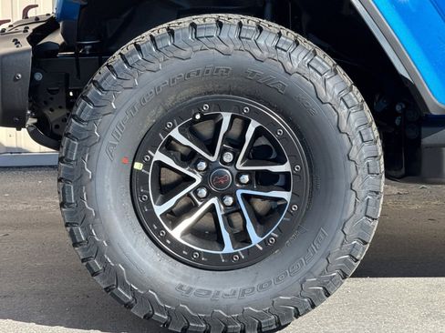 New 2026 Jeep Wrangler Unlimited Rubicon AWD/4WD image 26