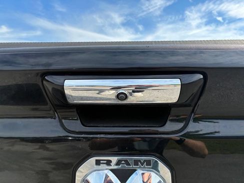 Used 2021 RAM 1500 Laramie AWD/4WD image 7