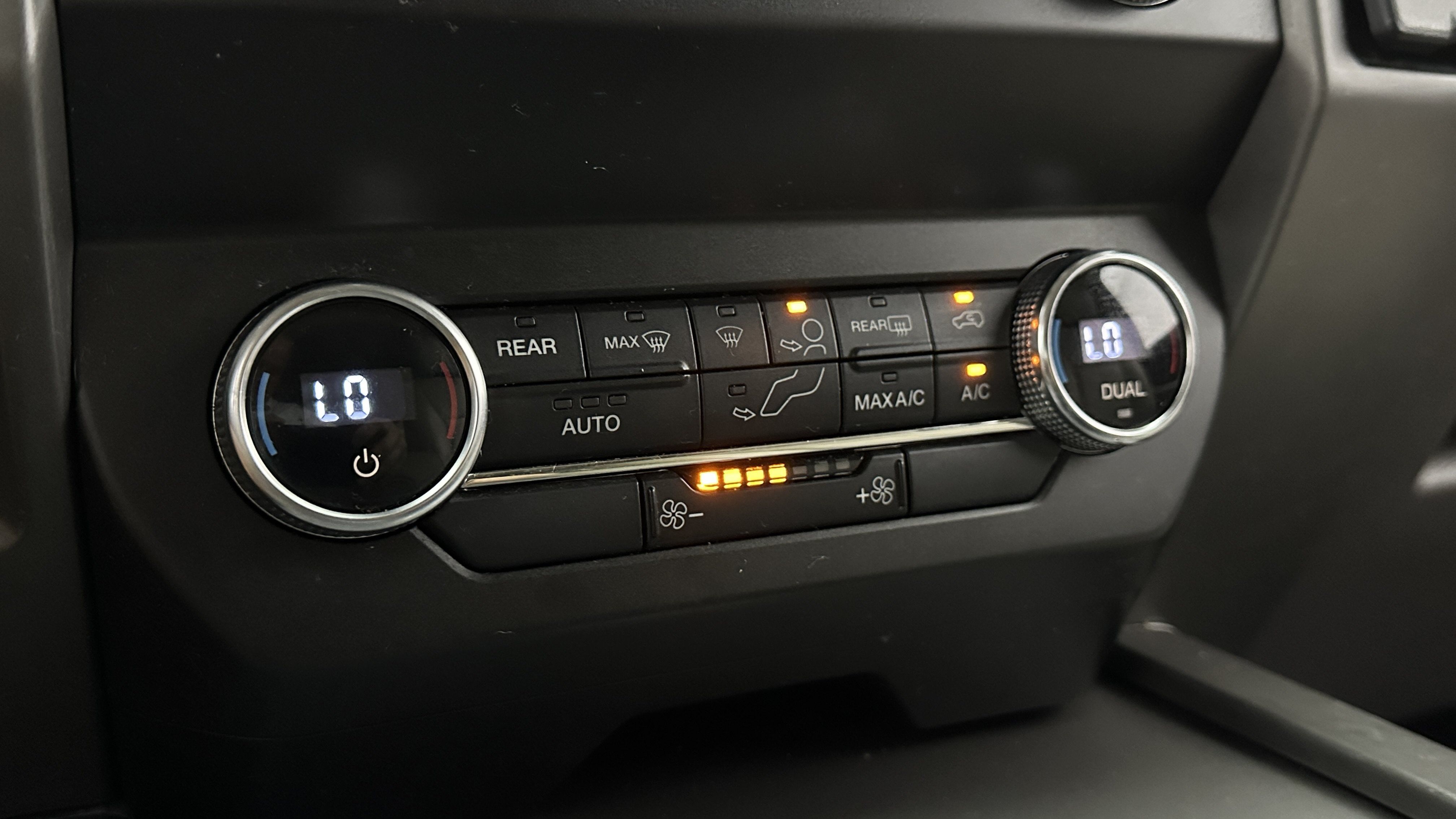 Used 2020 Ford Expedition Max XLT RWD image 19