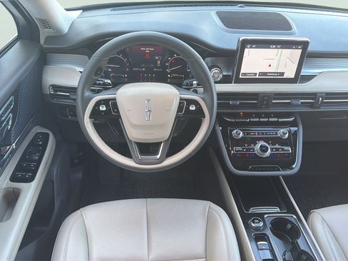 Used 2022 Lincoln Corsair AWD w/ Equipment Group 101A image 16