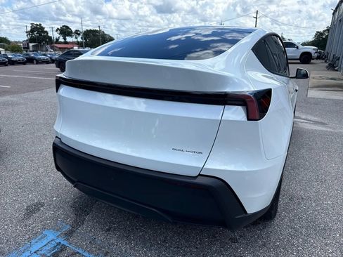 Used 2026 Tesla Model Y Long Range AWD/4WD image 8