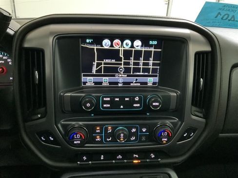 Used 2018 GMC Sierra 1500 SLT AWD/4WD image 33