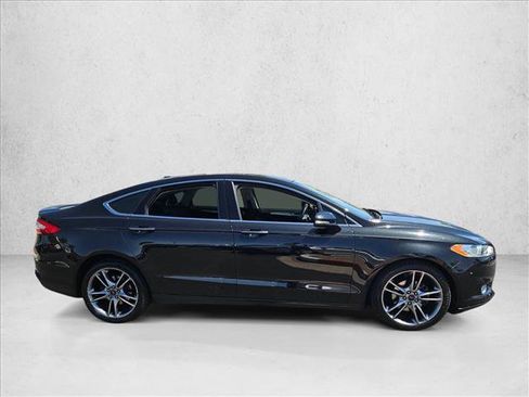 Used 2014 Ford Fusion Titanium FWD image 4