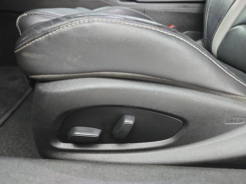 Used 2020 Chevrolet Camaro SS image 28