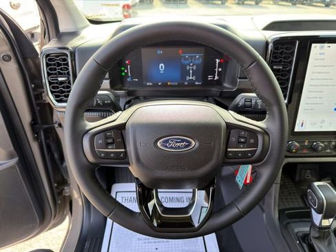 Used 2025 Ford Ranger XLT w/ FX4 Off-Road Package image 34