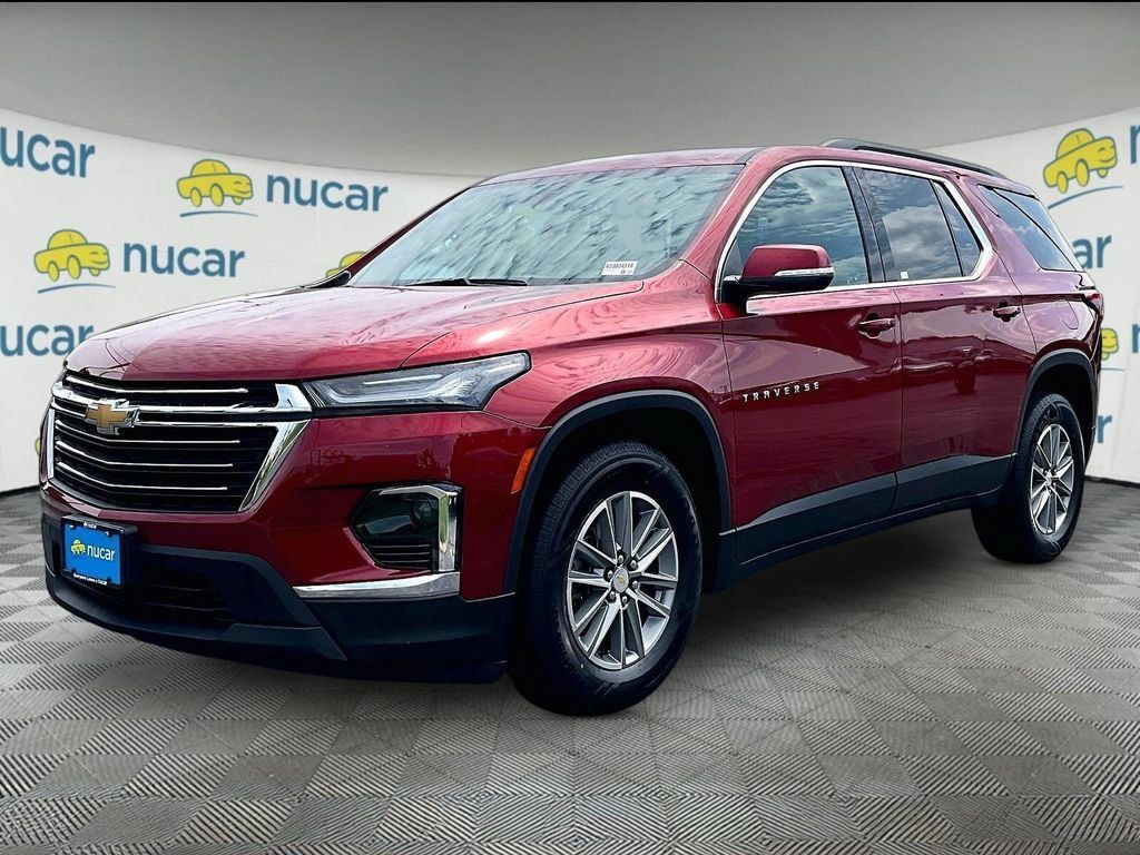 Used 2023 Chevrolet Traverse LT AWD/4WD image 3