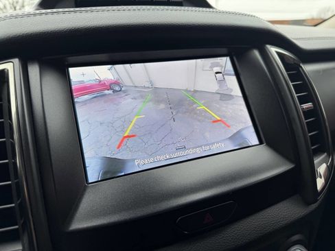 Used 2021 Ford Ranger Lariat w/ Tremor Off-Road Package image 12