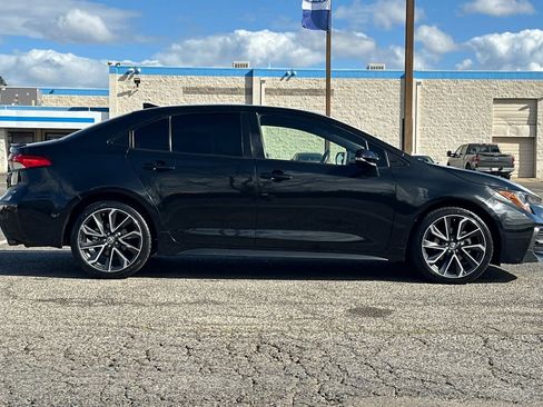 Used 2022 Toyota Corolla SE w/ Carpet Mat Package (TMS) image 8