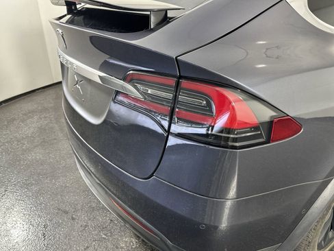 Used 2017 Tesla Model X 75D AWD/4WD image 24