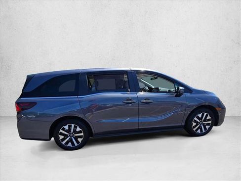 Used 2025 Honda Odyssey EX-L image 4
