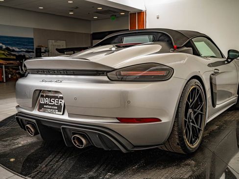 Certified 2025 Porsche 718 Boxster Spyder RS image 33