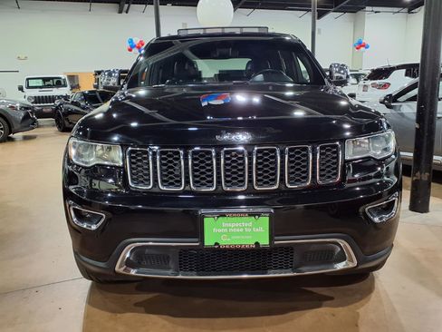 Used 2021 Jeep Grand Cherokee Limited AWD/4WD image 2