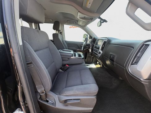 Used 2018 GMC Sierra 1500 SLE w/ Black Pack AWD/4WD image 19