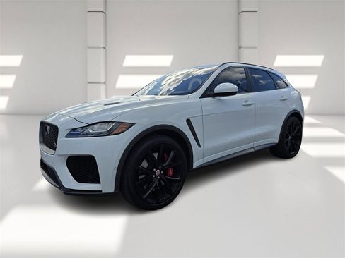 Used 2020 Jaguar F-PACE SVR image 8