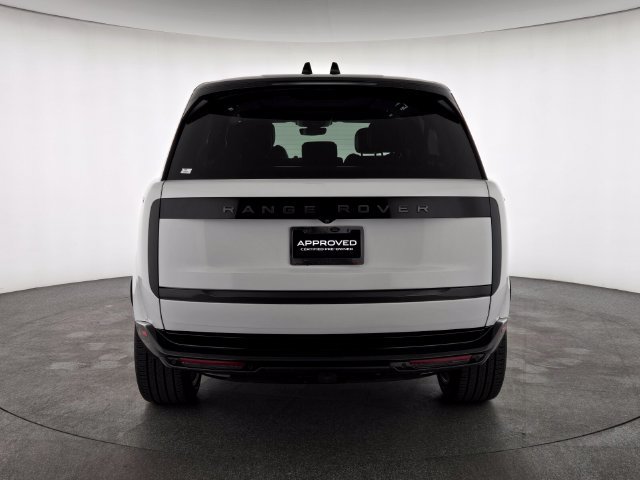 Used 2025 Land Rover Range Rover Long Wheelbase SE AWD/4WD image 7
