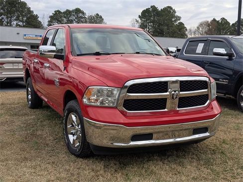 Used 2021 RAM 1500 Classic SLT image 2