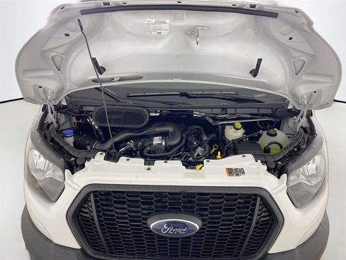 New 2025 Ford Transit 250 148 Medium Roof RWD image 29