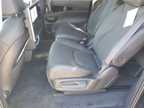 New 2026 Kia Carnival SX Prestige image 21